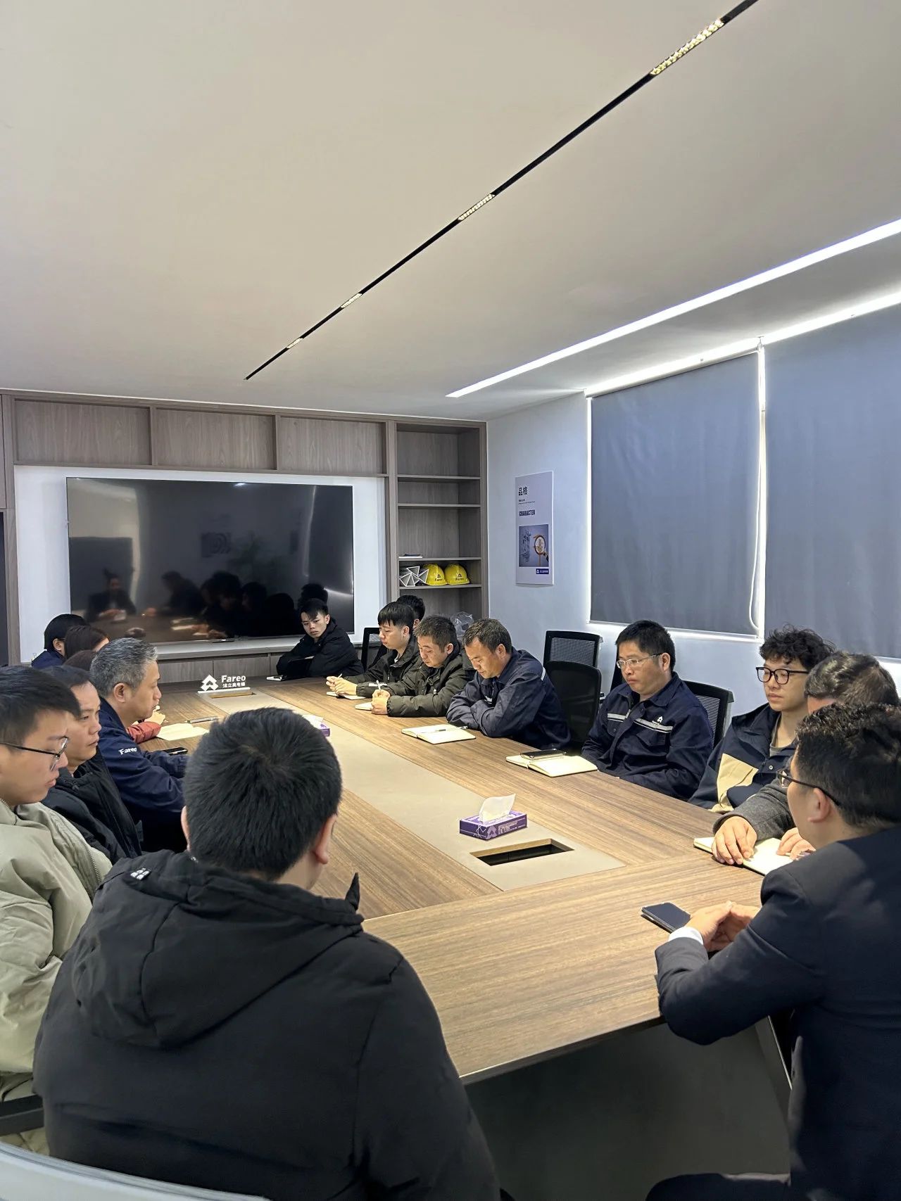 法立奧電梯召開技術(shù)研討大會
